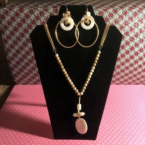 Beautiful necklace set